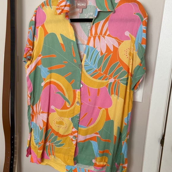 Mumu Parker Button Down in Tropical Fruit - Picture 4 of 6